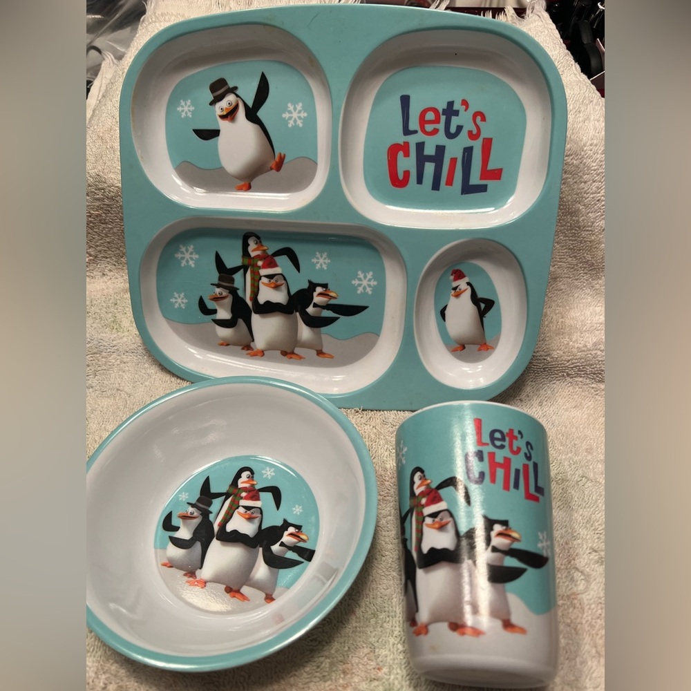 Madagaspar Penguin Themed Kids Dinnerware Set